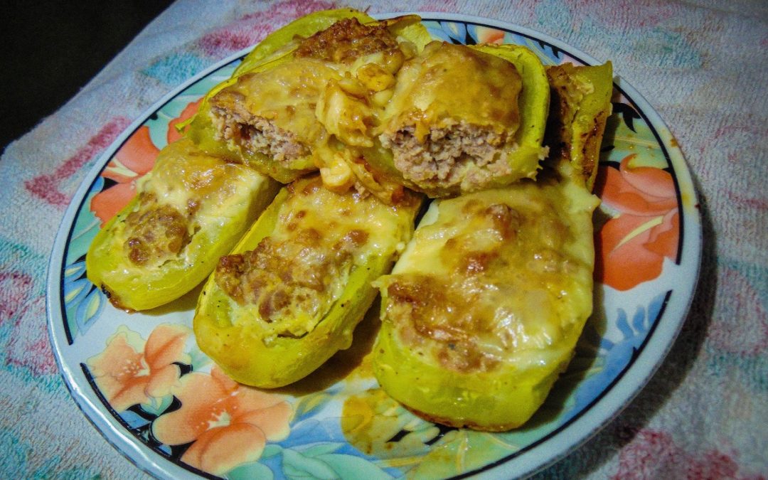 punjene tikvice sa mesom i sirom